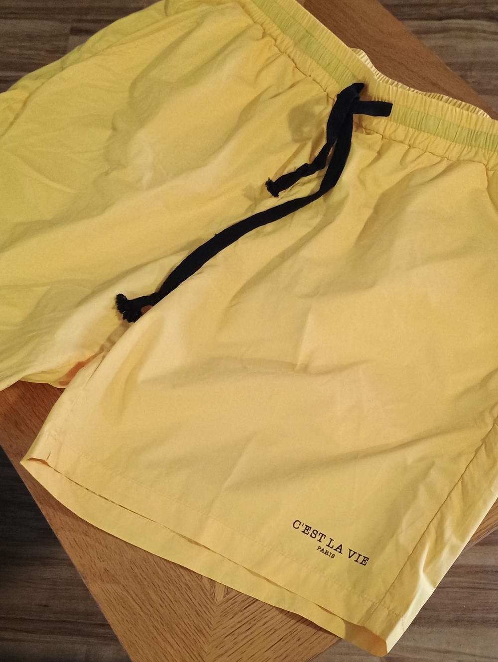 YELLOW C'EST LA VIE (PARIS) SHORT...PERFECT FOR THE BEACH! 😎 SZ XXL